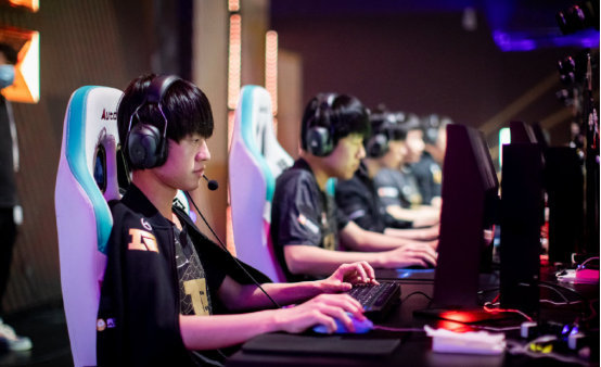 没有刻意的 没有刻意的